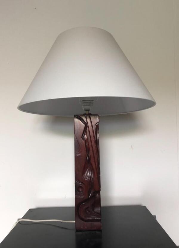 Gianni Pinna ( 1934 - ? ) lampe brutaliste sculptée a la main . Pièce unique . Circa 1960 