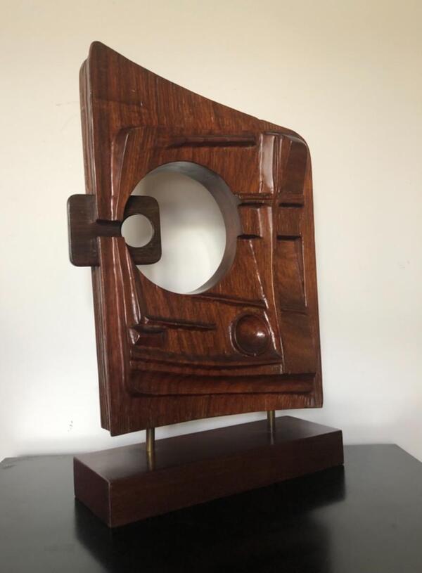 Gianni Pinna ( 1934 ). Sculpture abstraite en bois sculpté . Circa 1960 