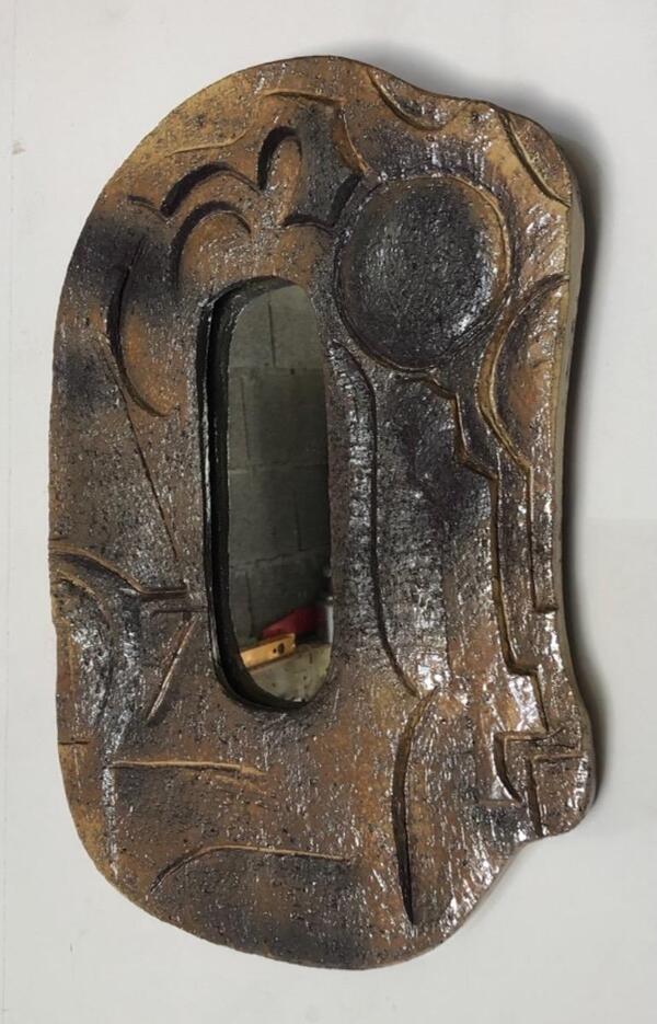 Huguette Bessone (XX eme ) . rare miroir en céramique . Vallauris vers 1960 -1970 . 